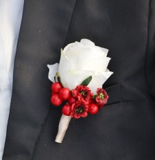 4-pcs-lot-DIY-calla-lilies-Corsage-flowers-White-Rose-For-Grooms-Display-suit-men-Boutonniere
